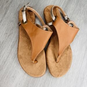 Aerosoles Brown Flat Thong Toe Sandals